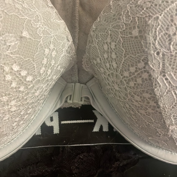 Victoria Secret PINK, Date Push-up, Pigeonnant Rendezvous, razorback bra. 34DD. - Picture 5 of 16